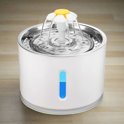 2.4L Automatic Water Fountain with LED & USB - Farm City Pets